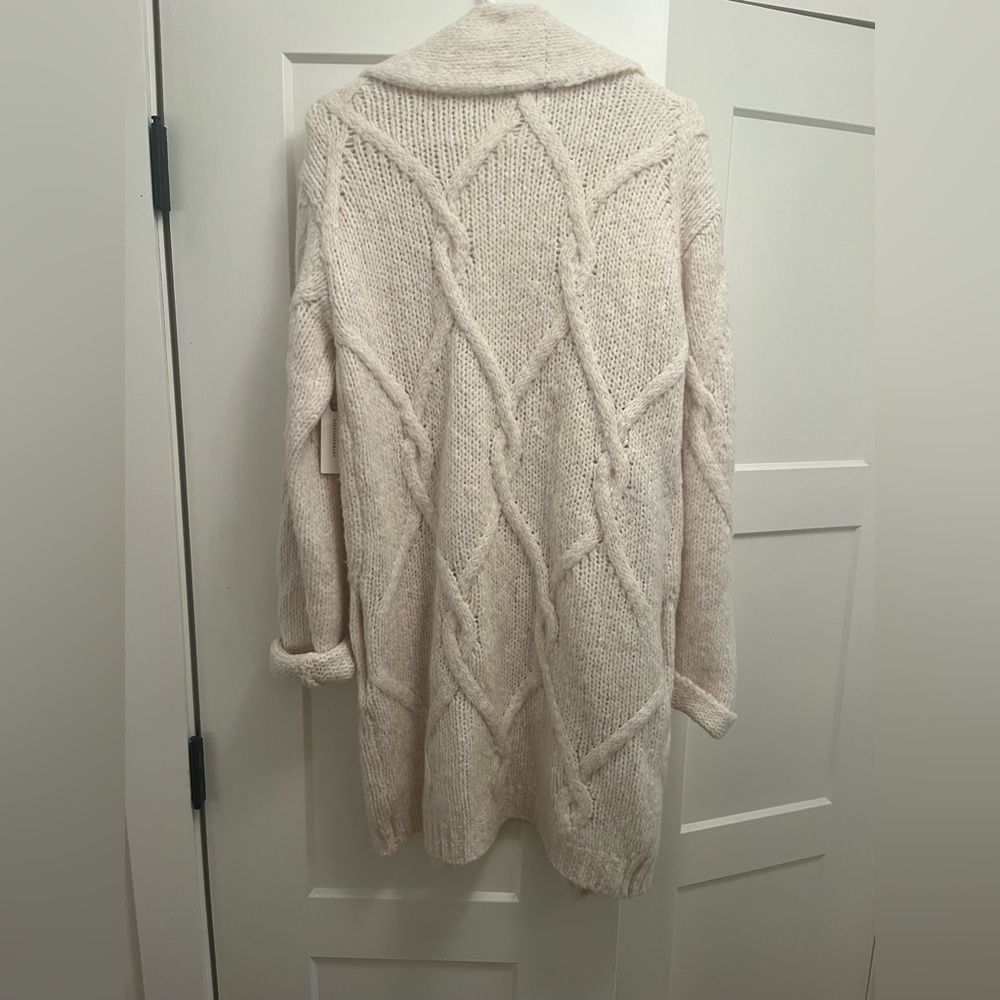 Ivory Ruffle Knit Long Cardigan - Picture 5 of 7